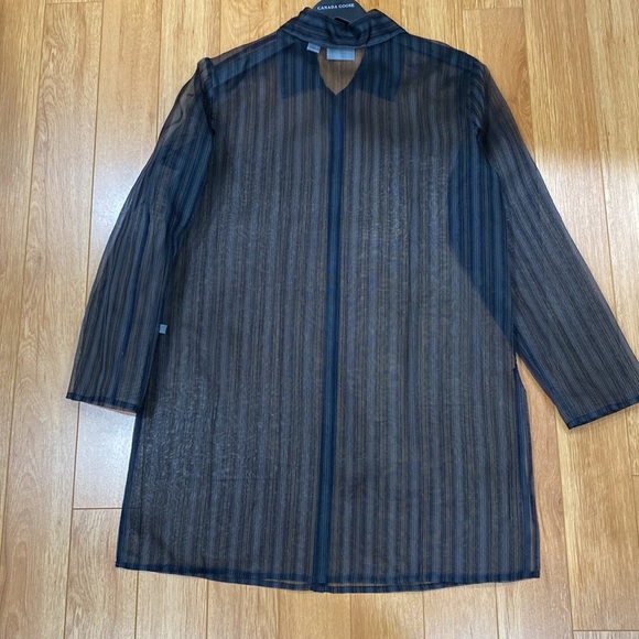 **NWOT ** Chicos Blouse 100% Silk Organza - Picture 4 of 15